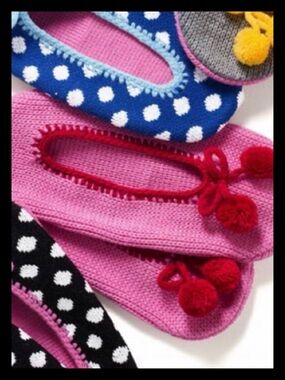 💕ⓅⒾⓃⓀ ⓋⓈ VINTAGE/RARE Pink & Red Slipper Socks✨NWT✨💕